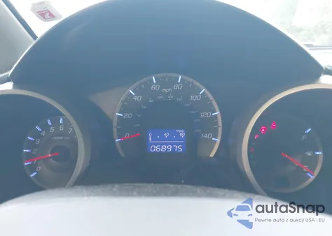 2010 Honda Fit Sport z USA, uszkodzony, nr VIN JHMGE8H49AS024372